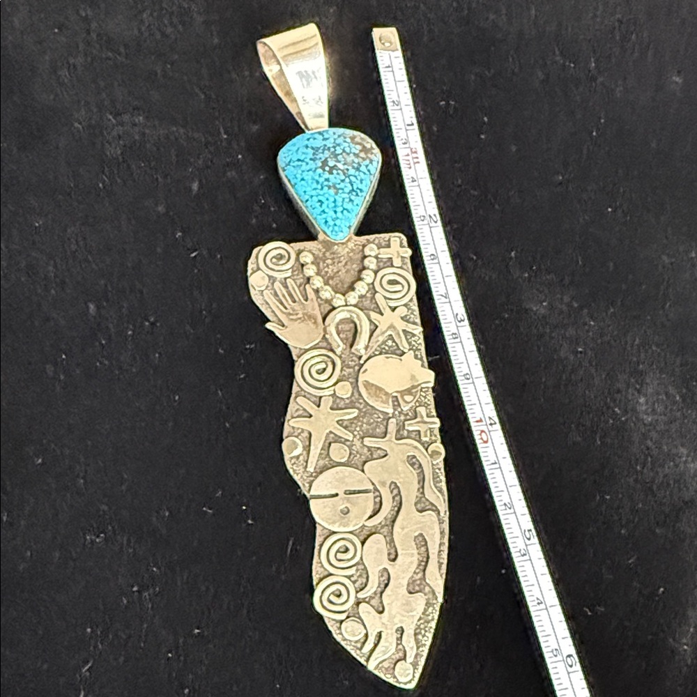 Alex Sanchez Grandmother Pendant featuring Waterweb Kingman Turquoise - Picture 7 of 8